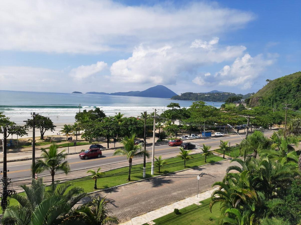 Praia Grande Ubatuba. Vista P/ o Mar Exterior foto
