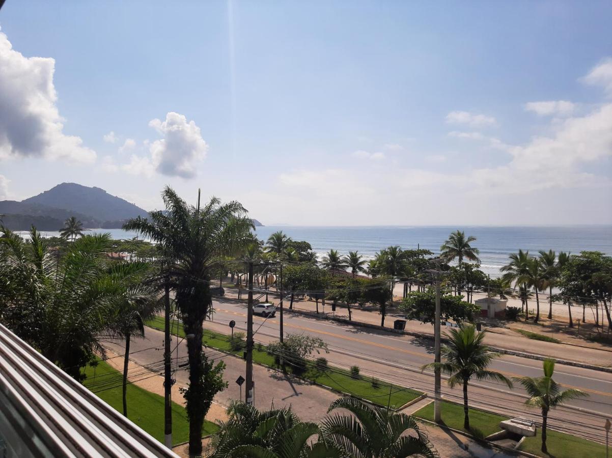 Praia Grande Ubatuba. Vista P/ o Mar Exterior foto